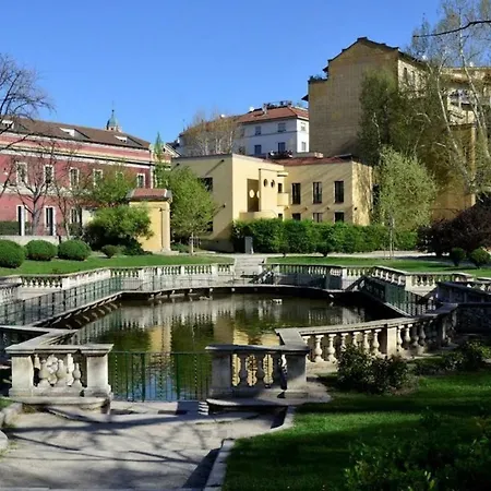 Daire Cosy 2 Minutes From Duomo *