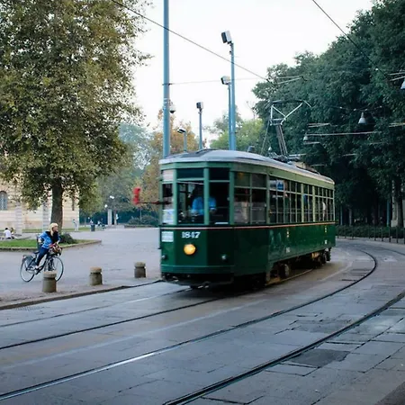 Cosy 2 Minutes From Duomo Daire Milano
